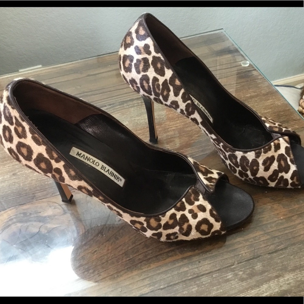Manolo Blahnik heels with dust bag. size 41